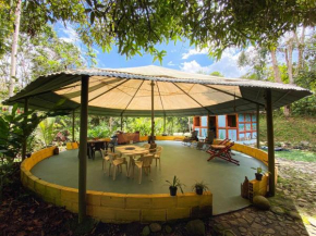 Habitación ideal para parejas con acceso al rio, wifi y mucha naturaleza